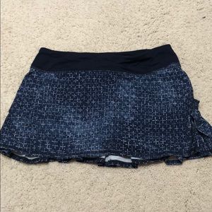 Lulu lemon skirt